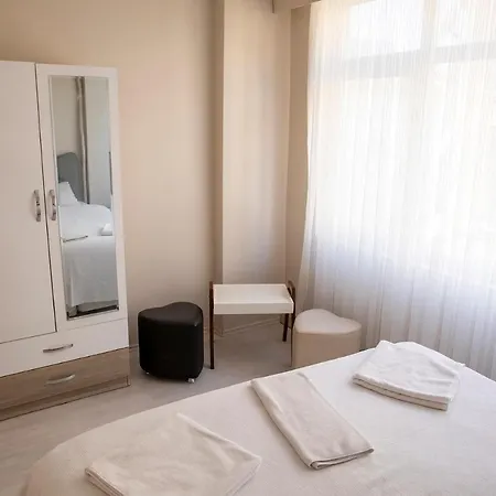 Hotel Liya Boutique *